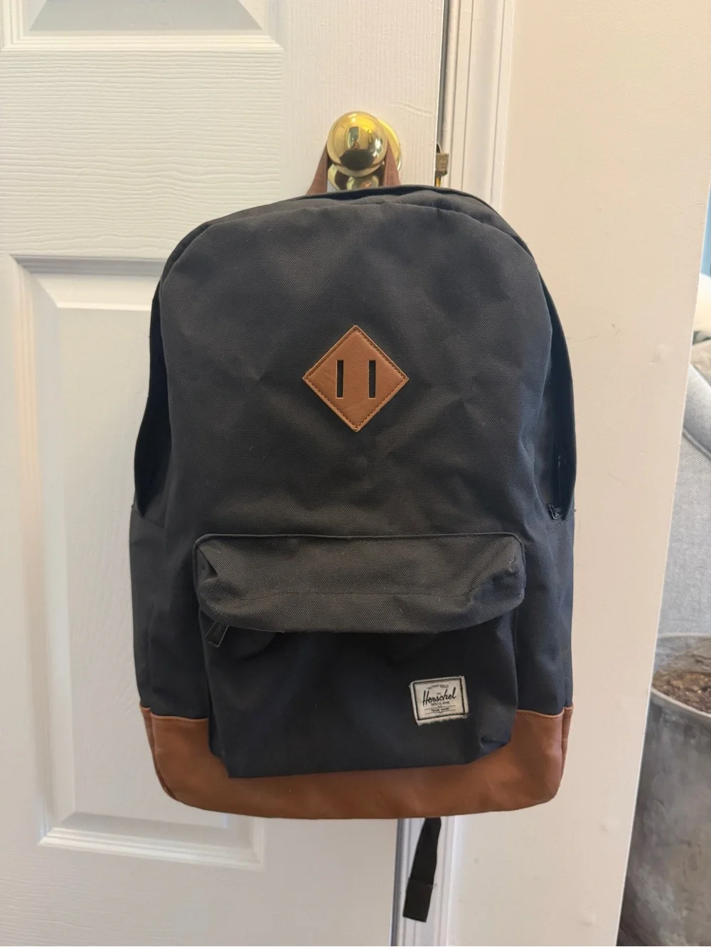Herschel Supply Company Black and Tan Classic Backpack, Unisex, All Ages, XL